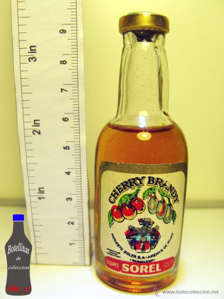 Coleccionismo de vinos y licores: BOTELLITA BOTELLIN CHERRY BRANDY SOREL MODESTO SOLER ARENYS DE MUNT BARCELONA