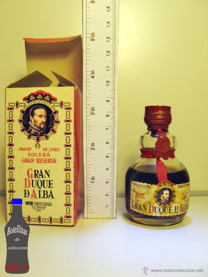 Coleccionismo de vinos y licores: BOTELLITA BOTELLIN BRANDY DE LUXE GRAN DUQUE D ALBA BODEGAS WILLIAMS & HUMBERT, LTD + CAJA