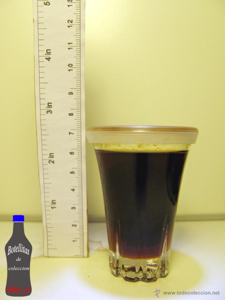 Sammlung von Weinen und Lik&ouml;ren: BOTELLITA BOTELLIN GERLAND PRUNEAU D&acute;AGEN A L&acute;ARMAGNAC FRANCE FORMA VASO CHUPITO