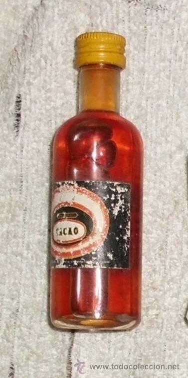 Coleccionismo de vinos y licores: BOTELLIN LICOR DE CACAO. DESTILERIA GALIANA. ALICANTE    RF-3824