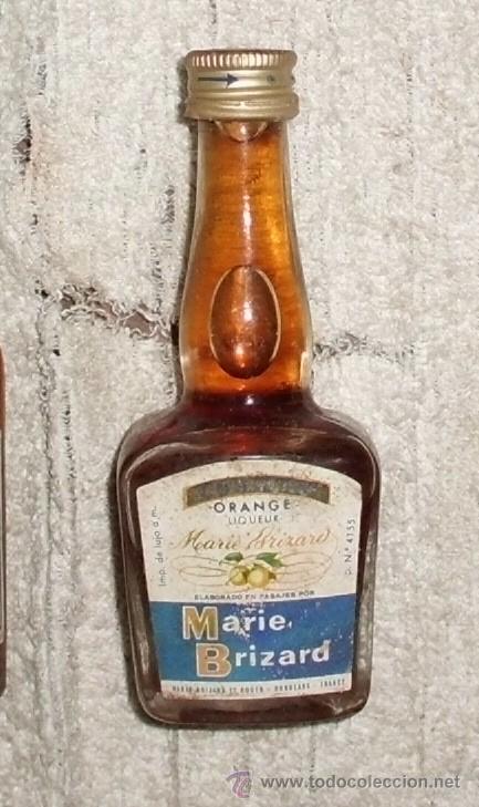 Coleccionismo de vinos y licores: BOTELLIN LICOR DE ORANGE MARIE BRIZARD    RF-3837