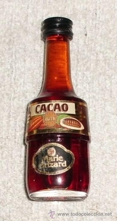 Coleccionismo de vinos y licores: BOTELLIN LICOR DE CACAO MARIE BRIZARD    RF-4009