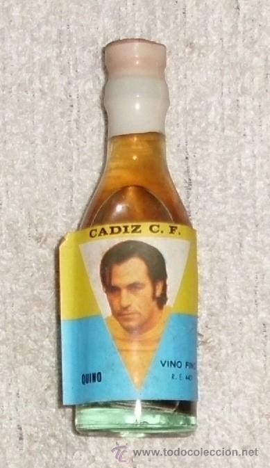 Coleccionismo de vinos y licores: BOTELLIN DE VINO FINO CADIZ C. F. FOTOGRAFIA DE QUINO    RF-4033