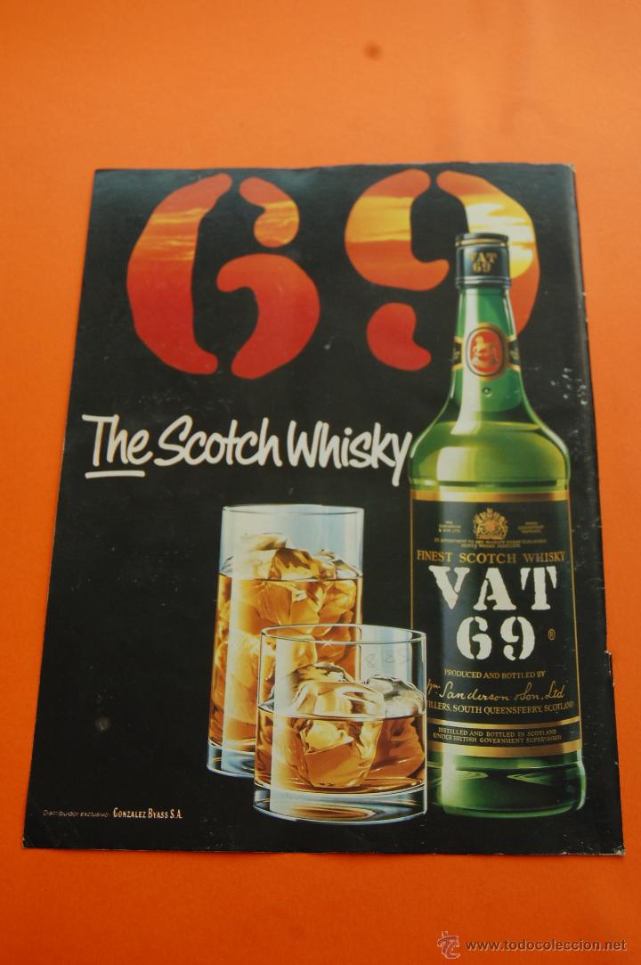 Coleccionismo de vinos y licores: PUBLICIDAD 1985 - COLECCION BEBIDAS - WHISKY VAT 69