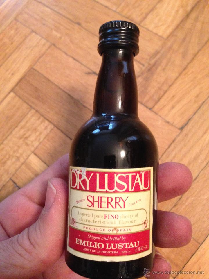 Collezionismo di vini e liquori: ANTIGUO BOTELLIN SHERRY DRY LUSTAU FINO EMILIO LUSTAU ESPA&Ntilde;A 82