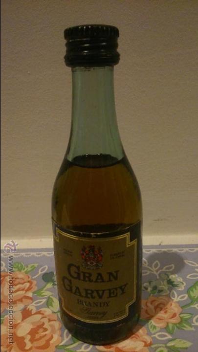 Coleccionismo de vinos y licores: BOTELLIN GRAN GARVEY. BRANDY. JEREZ.