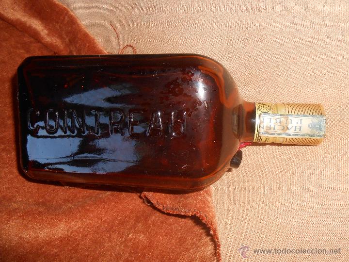 Coleccionismo de vinos y licores: BOTELLA   COINTREAU   -Vacia- - Foto 2