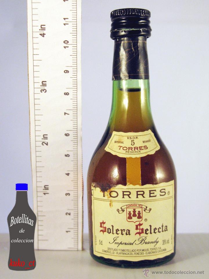 Coleccionismo de vinos y licores: BOTELLITA BOTELLIN TORRES 5 SOLERA SELECTA IMPERIAL BRANDY MIGUEL TORRES VILAFRANCA DEL PENEDES