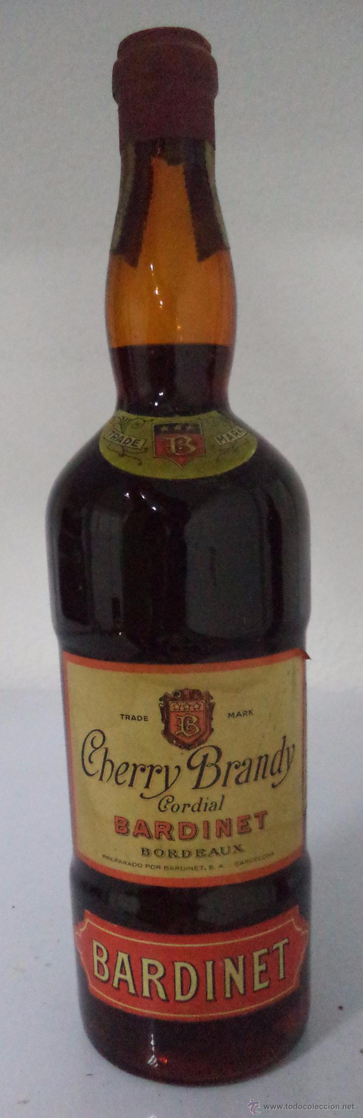 Coleccionismo de vinos y licores: BOTELLA CHERRY BRANDY BARDINET. BORDEAUX. - Foto 1