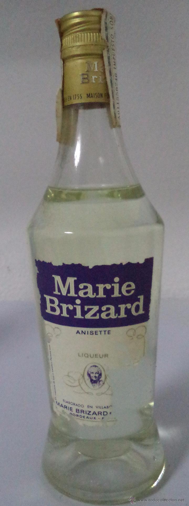 Collection of wines and liquors: BOTELLA ANIS MARIE BRIZARD. IMPUESTO DOS PESETAS. 1/2 LITRO.