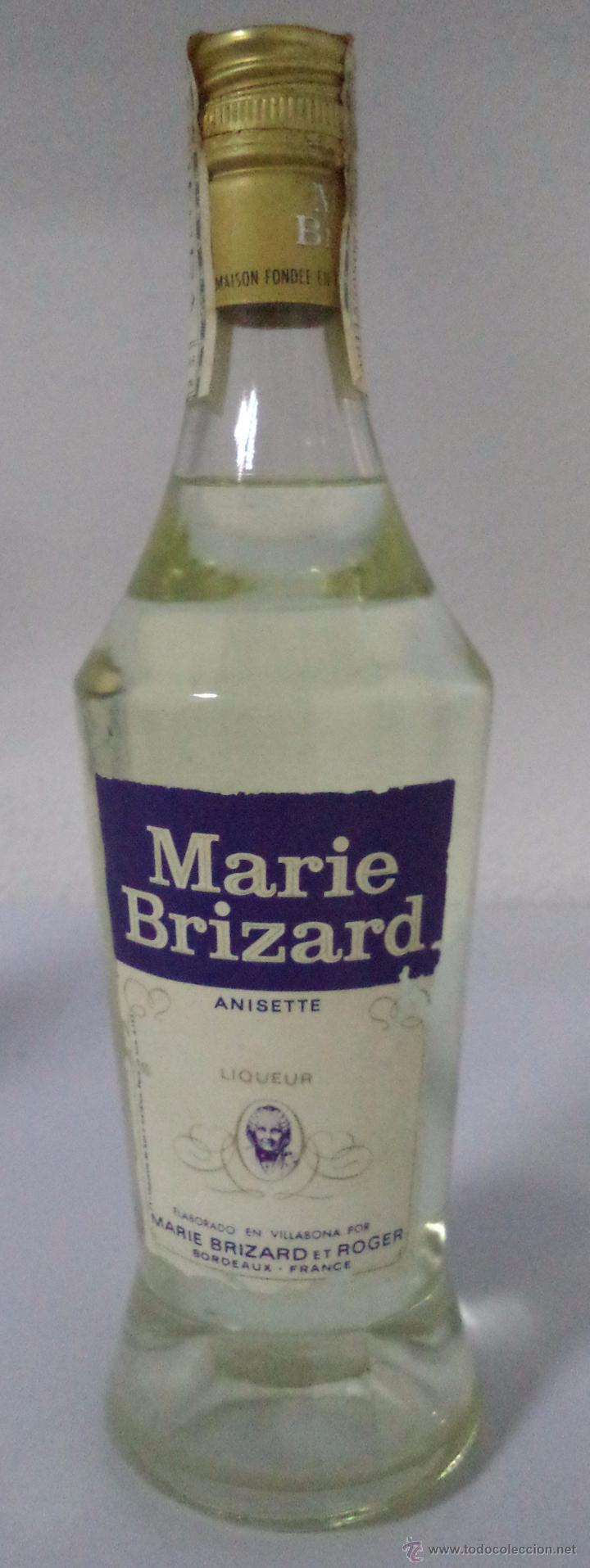 Collection of wines and liquors: BOTELLA ANIS MARIE BRIZARD. IMPUESTO DOS PESETAS. 1/2 LITRO.