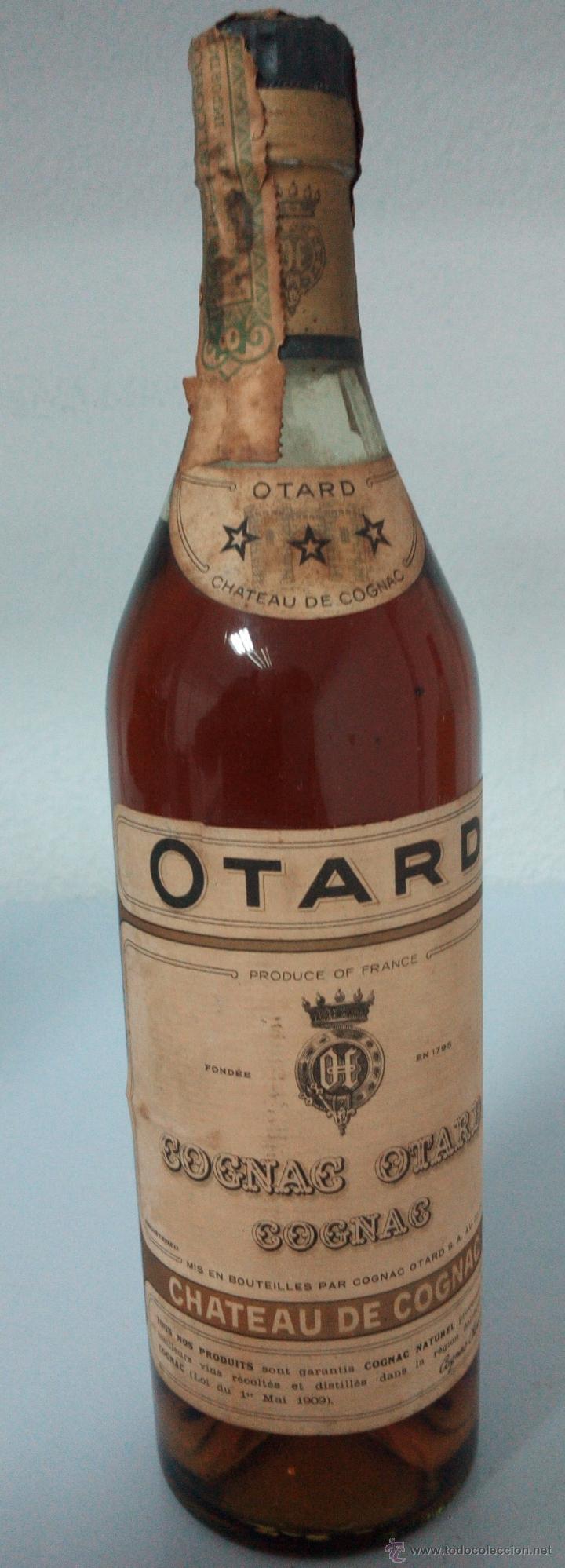 Collection of wines and liquors: BOTELLA DE COGNAC OTARD. CHATEAU DE COGNAC. PLOMO Y CORCHO.