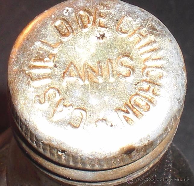 Coleccionismo de vinos y licores: Botella de anis castillo de chinchon. - Foto 2