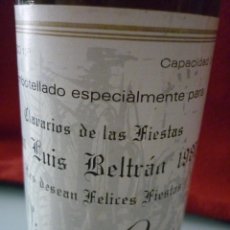 Coleccionismo de vinos y licores: VINO DE TURIS. EMBOTELLADO ESPECIALMENTE PARA CLAVARIOS DE LAS FIESTAS. LUIS BELTRAN. 1987