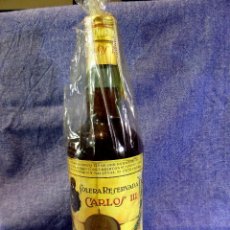 Coleccionismo de vinos y licores: BOTELLA BRANDY CARLOS III, SELLO OCHENTA CENTIMOS, 1966.. Lote 52927577
