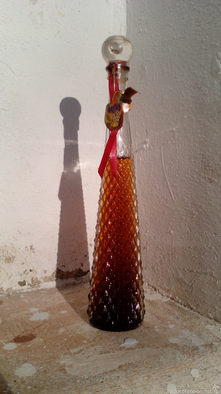 Coleccionismo de vinos y licores: BOTELLA DE CRISTAL DE MISTELA