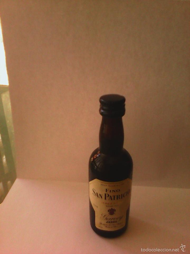 Sammlung von Weinen und Lik&ouml;ren: BOTELLIN FINO SAN PATRICIO JEREZ SECO GARVEY JEREZ- BODEGAS DE SAN PATRICIO.