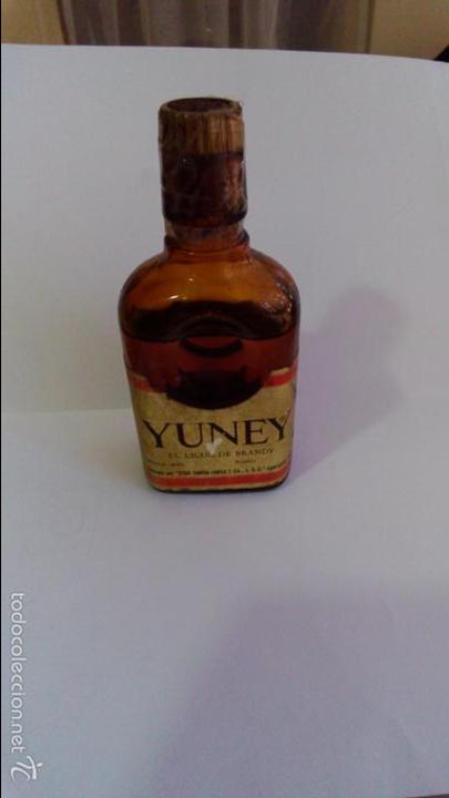Sammlung von Weinen und Lik&ouml;ren: LICOR DE BRANDY. YUNEY