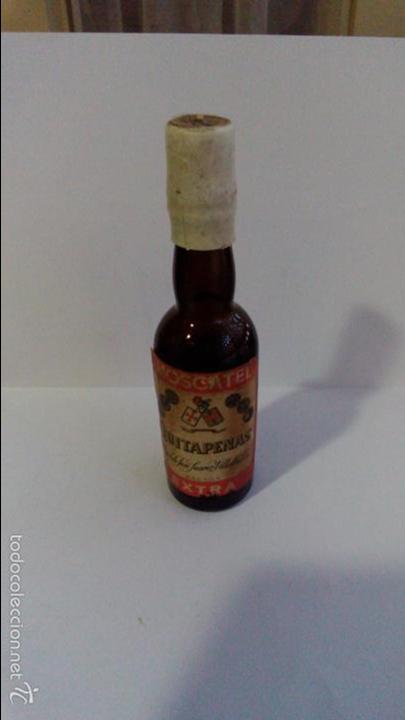 Coleccionismo de vinos y licores: MOSCATEL QUITAPENAS.