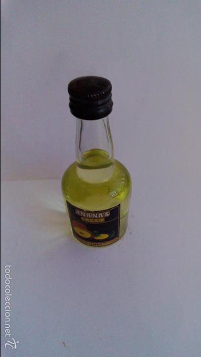 Sammlung von Weinen und Lik&ouml;ren: ANANAS CREAM.