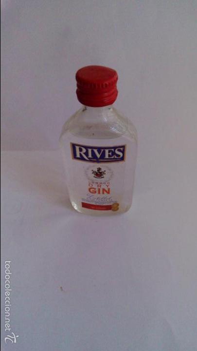 Sammlung von Weinen und Lik&ouml;ren: GINEBRA RIVES.