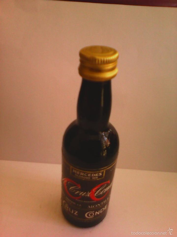 Collectionnisme de vins et liqueurs: BOTELLIN OLOROSO 1870. R. CRUZ CONDE MONTILLA CRUZ CONDE.