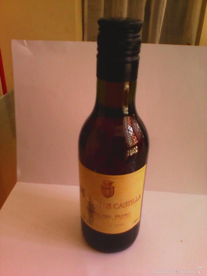 Colecionismo de vinhos e licores: BOTELLIN MAYOR DE CASTILLA RIBERA DEL DUERO COSECHA 2004.