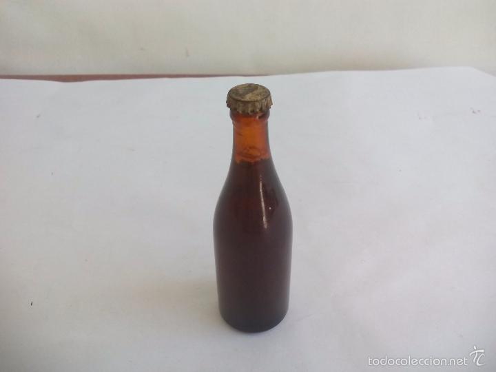 Coleccionismo de vinos y licores: Antigua botella o botellin de cristal, en minaitura de los a&ntilde;os 50 de Cerveza Guinnes. Beer
