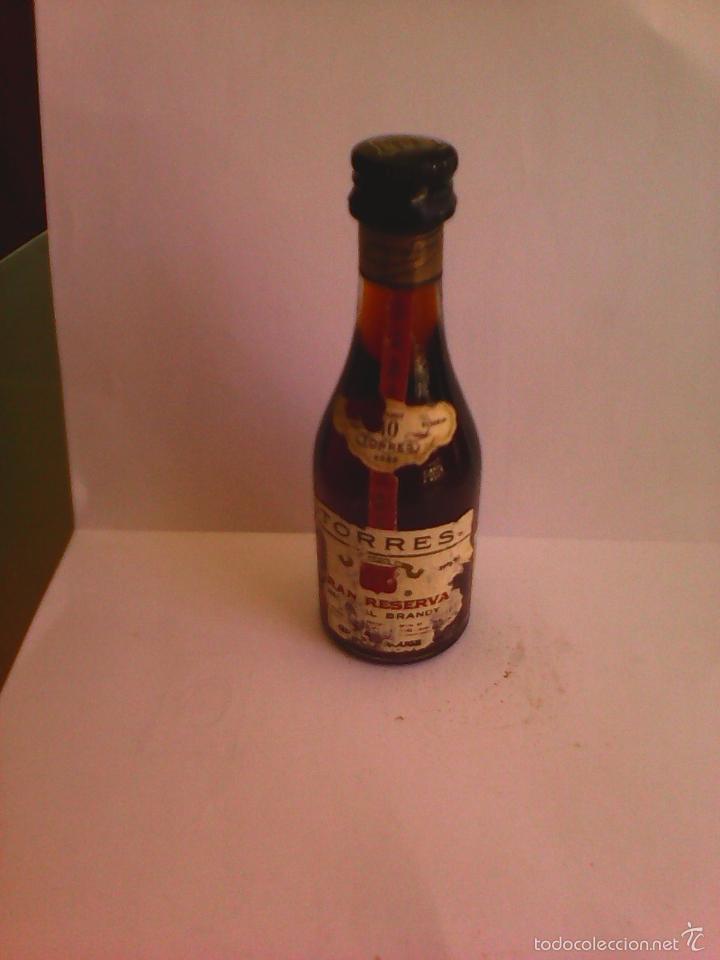 Sammlung von Weinen und Lik&ouml;ren: BOTELLIN BRANDY GRAN RESERVA TORRES.