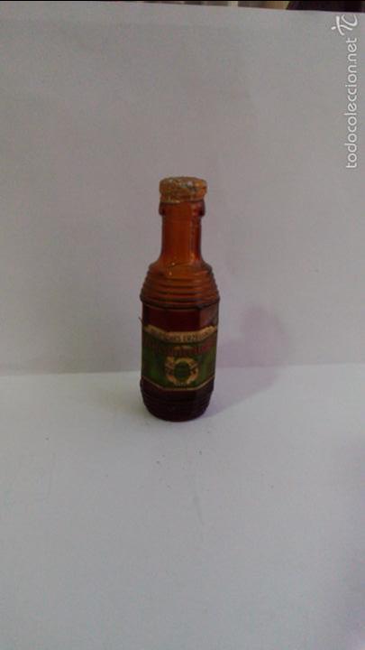 Sammlung von Weinen und Lik&ouml;ren: BOTELLIN SECHS&Auml;MTERTROPFEN. ALEMANIA.