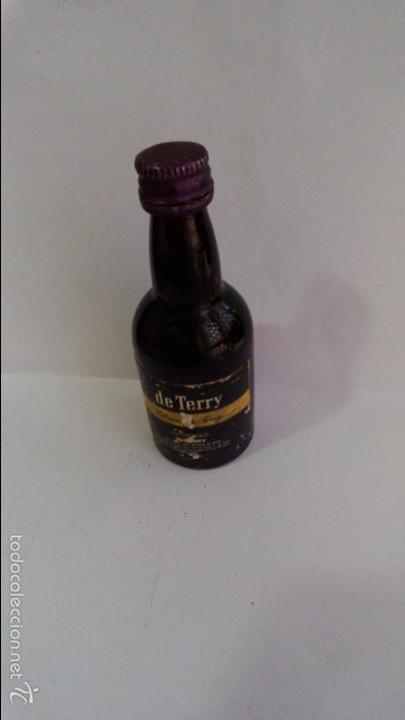 Sammlung von Weinen und Lik&ouml;ren: BOTELLIN DE OLOROSO DE TERRY. SHERRY.