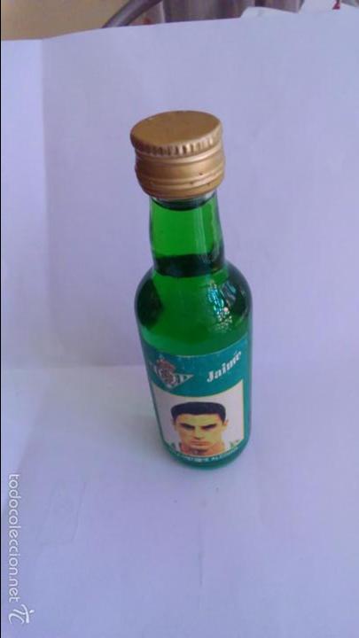 Sammlung von Weinen und Lik&ouml;ren: BOTELLIN REAL BETIS. JAIME. SIN ALCOHOL.