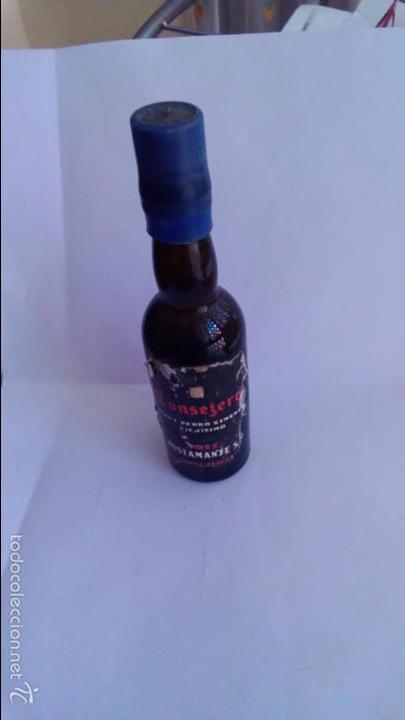 Sammlung von Weinen und Lik&ouml;ren: BOTELLIN CONSEJERO PEDRO XIMENEZ. JOSE BUSTAMANTE. JEREZ.