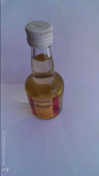 Colecionismo de vinhos e licores: BOTELLIN PINEDA MELOCOTON. MONTARA S.A.