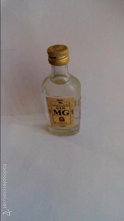 Coleccionismo de vinos y licores: BOTELLIN GINEBRA MG S.A. ESPA&Ntilde;A.