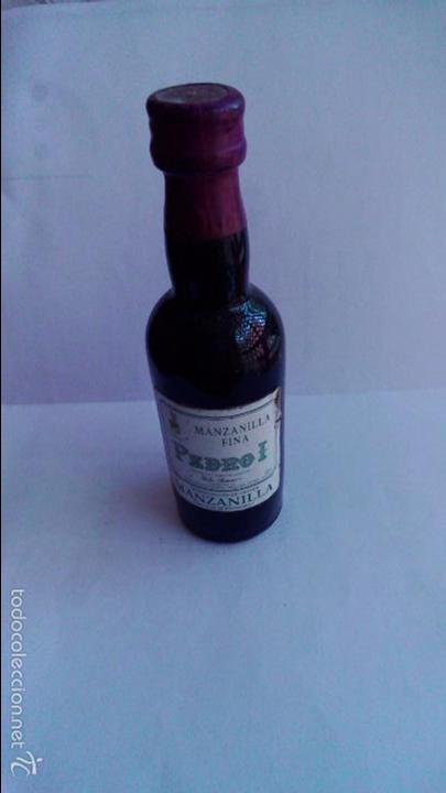 Coleccionismo de vinos y licores: BOTELLIN MANZANILLA FINA. PEDRO I. SANLUCAR DE BARRAMEDA.