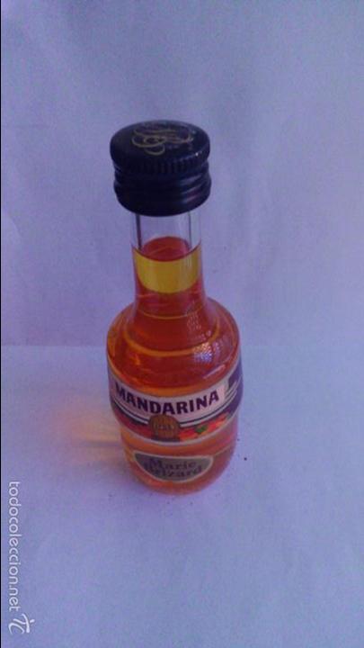 Coleccionismo de vinos y licores: BOTELLIN MANDARINA. MARIE BRIZARD.
