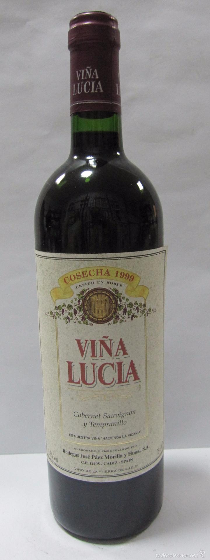 Colecionismo de vinhos e licores: BOTELLA DE VINO VI&Ntilde;A LUCIA. COSECHA 1999. BODEGAS JOSE PAEZ MORILLA Y HNOS. CADIZ. 30,5 CM