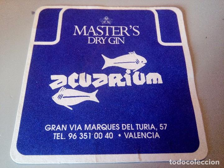 Coleccionismo de vinos y licores: POSAVASOS GINEBRA MASTER'S ACUARIUM VALENCIA