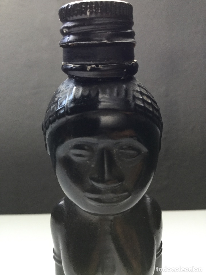 Coleccionismo de vinos y licores: Botella antigua y rara de licor - Cristal, mujer africana