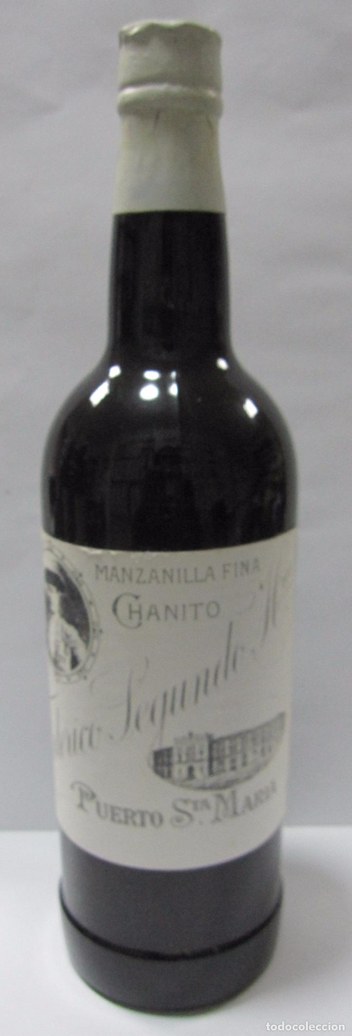Sammlung von Weinen und Lik&ouml;ren: BOTELLA DE MUESTRA DE MANZANILLA FINA CHANITO. FEDERICO SEGUNDO HROS. PTO. DE SANTA MARIA.VAC&Iacute;A