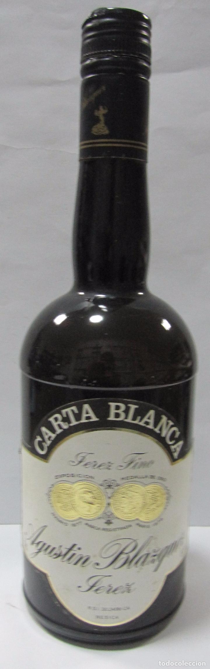 Coleccionismo de vinos y licores: BOTELLA DE MUESTRA DE VINO JEREZ FINO CARTA BLANCA. AGUST&Iacute;N BLAZQUEZ. JEREZ.VAC&Iacute;A