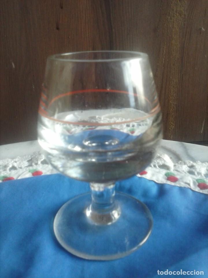 Coleccionismo de vinos y licores: LOTE DE 5 COPAS DE CO&Ntilde;AC . - Foto 2