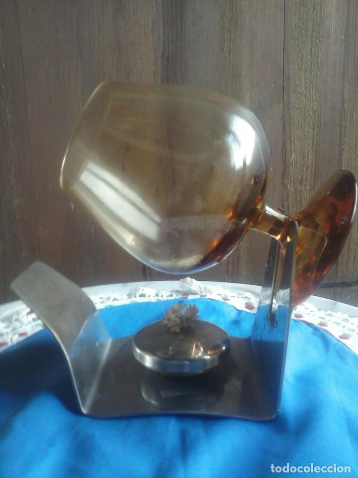 Coleccionismo de vinos y licores: COPA DE CO&Ntilde;AC AMARILLA . - Foto 1