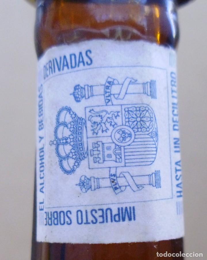 Coleccionismo de vinos y licores: BOTELLIN CALISAY - Foto 3