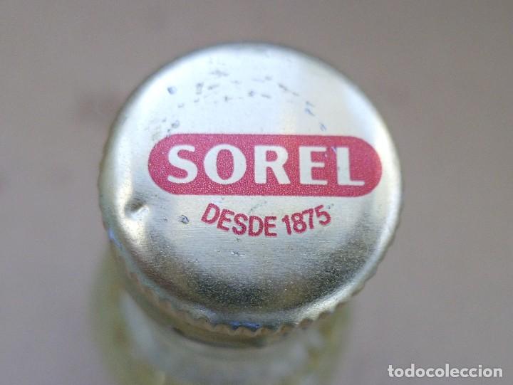 Coleccionismo de vinos y licores: BOTELLIN PECHE - Foto 3