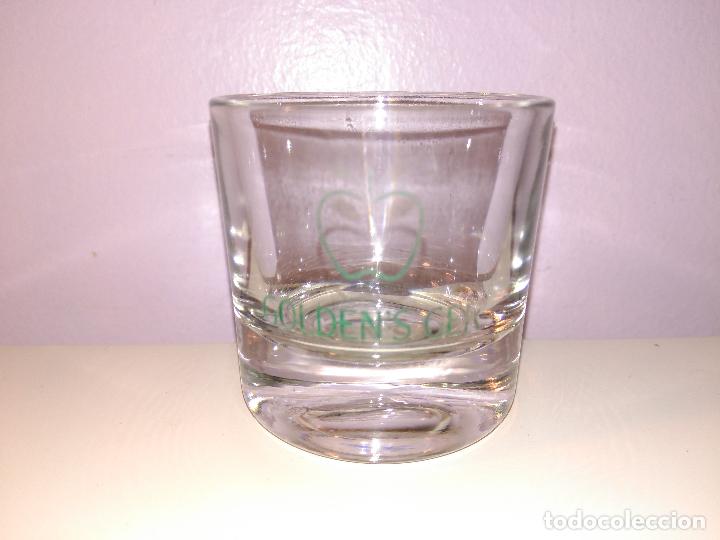 Coleccionismo de vinos y licores: Vaso de chupito. Publicidad del licor de manzana golden ger