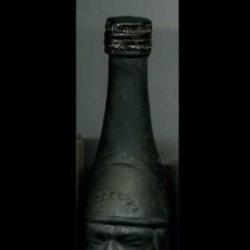 Coleccionismo de vinos y licores: ANTIGUO BOTELLIN DE LICOR MANCO CAPAC - MUY RARA CABEZA DE INDIO- VACIA- MIDEN 122 MILIMETROS - Nº58