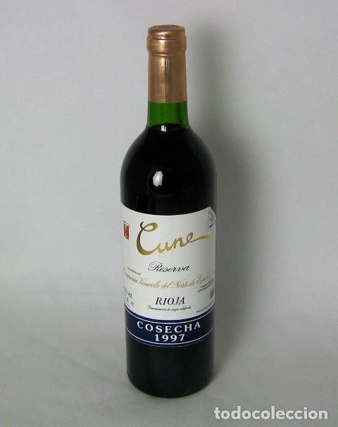 Coleccionismo de vinos y licores: V4 BOTELLA DE VINO TINTO, CUNE, RIOJA RESERVA 1997