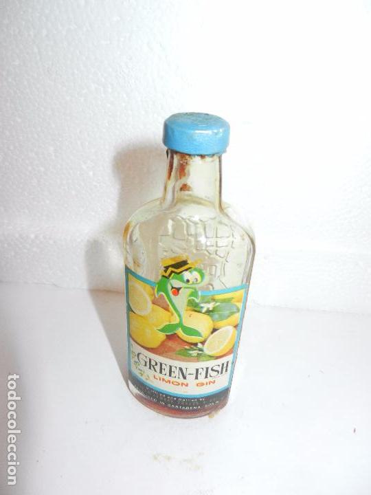 Colecionismo de vinhos e licores: BOTELLIN GREEN - FISH LIMON GIN. DESTILADO POR DIEGO ZAMORA CONESA Y CIA. CARTAGENA ESPA&Ntilde;A.